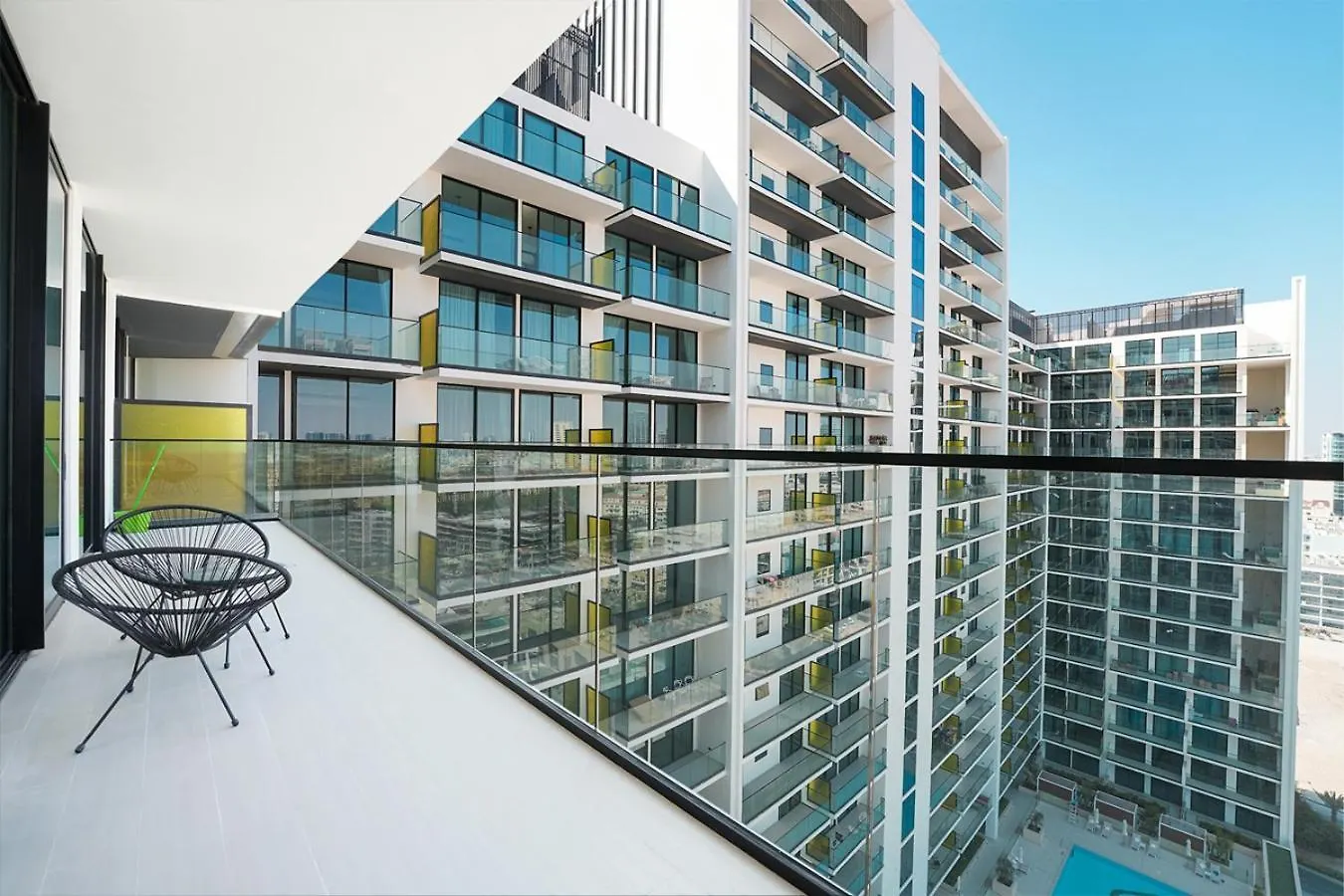 Easygo- Lavish 2Br In The Heart Of Jvc Binambr Apartment Dubai
