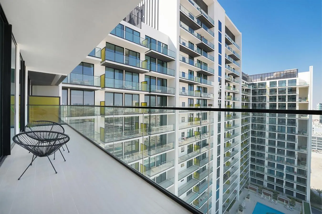 Easygo- Lavish 2Br In The Heart Of Jvc Binambr Apartment Dubai
