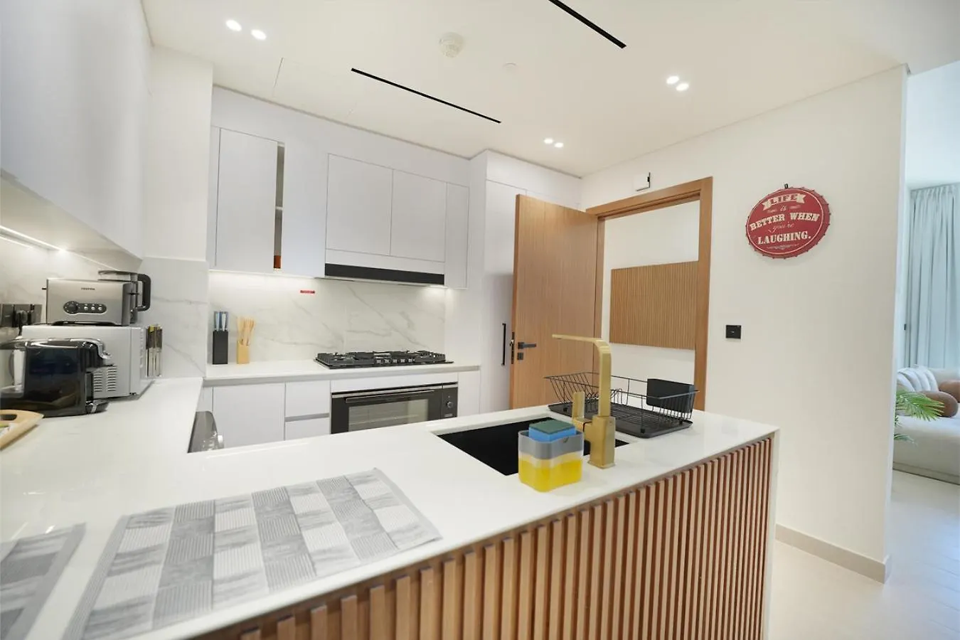 Easygo- Lavish 2Br In The Heart Of Jvc Binambr Apartment Dubai